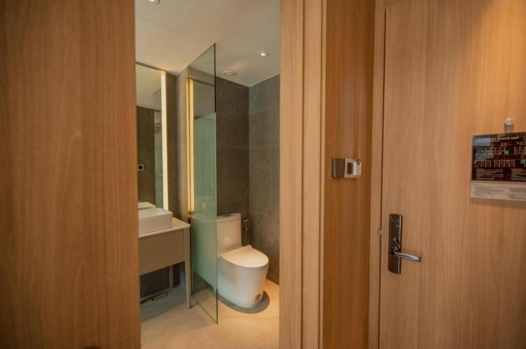 Riverton Hotel Samut Songkhram Екстер'єр фото