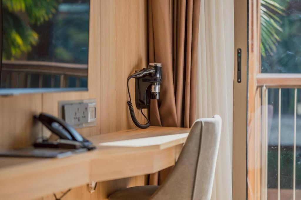 Riverton Hotel Samut Songkhram Екстер'єр фото